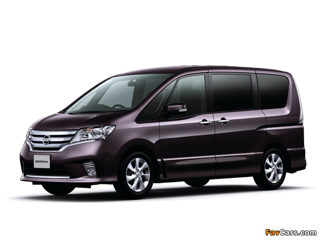 Images of Nissan Serena Highway Star (FC26) 2010 (640 x 480)