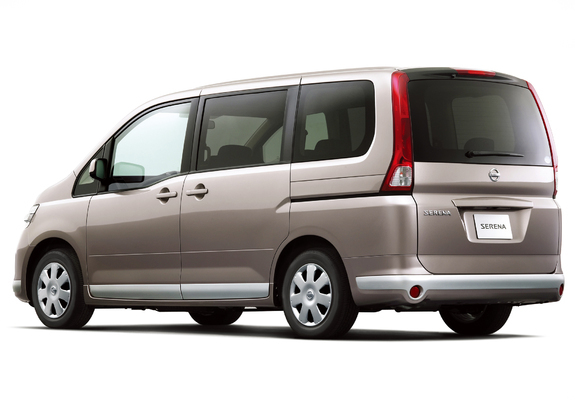 Pictures of Nissan Serena 20RX/20RS (C25) 2005–08