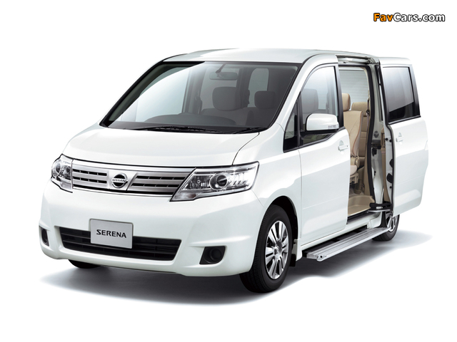 Pictures of Nissan Serena 20G/20S (C25) 2008–10 (640 x 480)