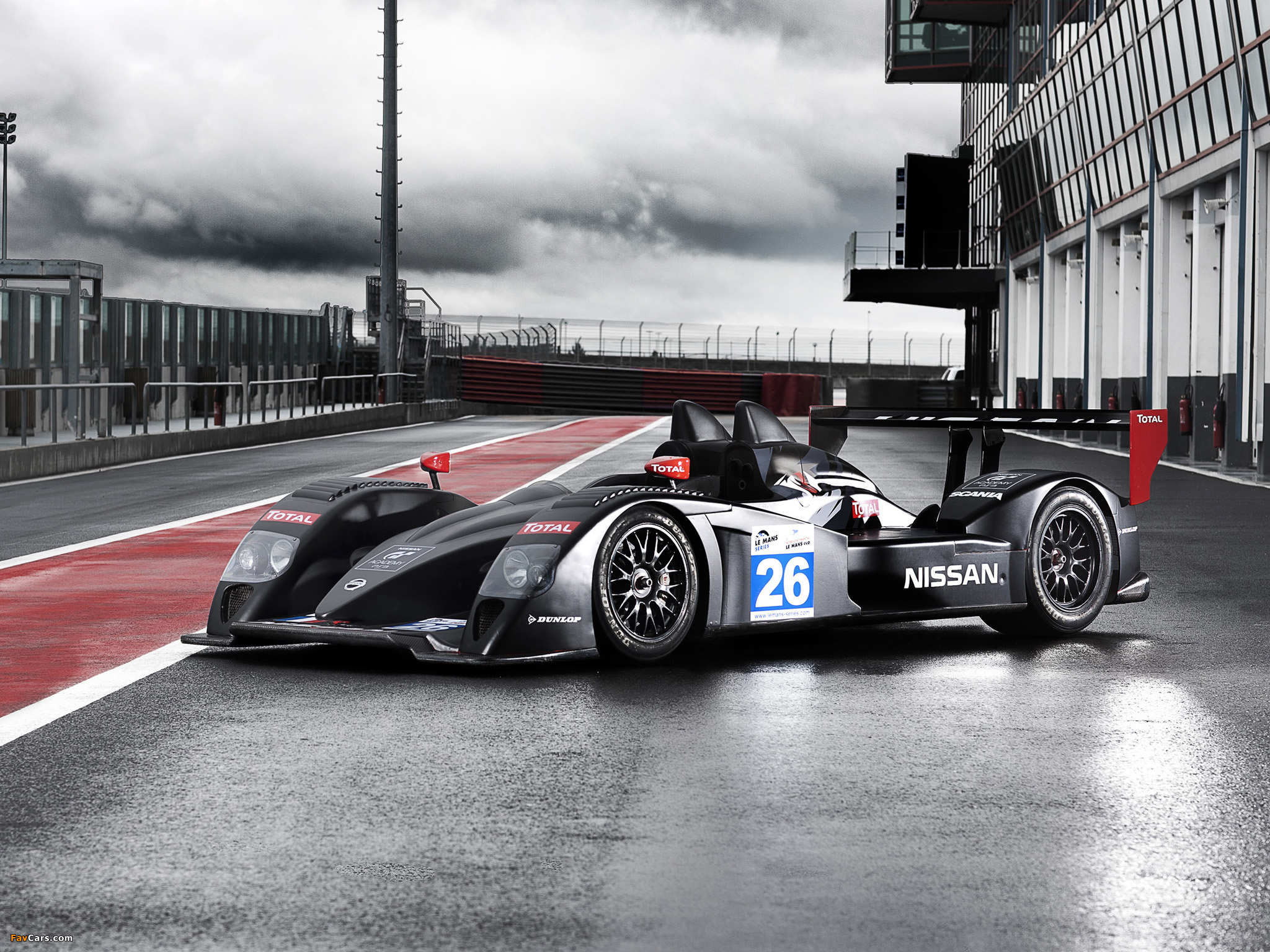 Images of Nissan Signature Racing LMP2 2011 (2048 x 1536)