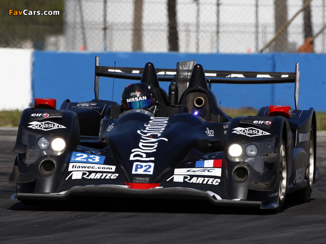 Photos of Nissan Signature Racing LMP2 2011 (640 x 480)