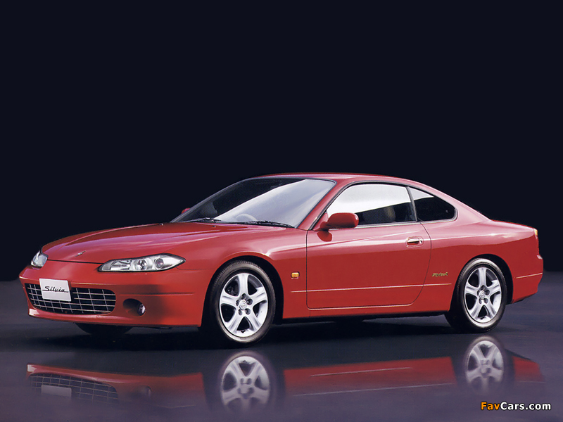Nissan Silvia (S15) 1999–2002 photos (800 x 600)