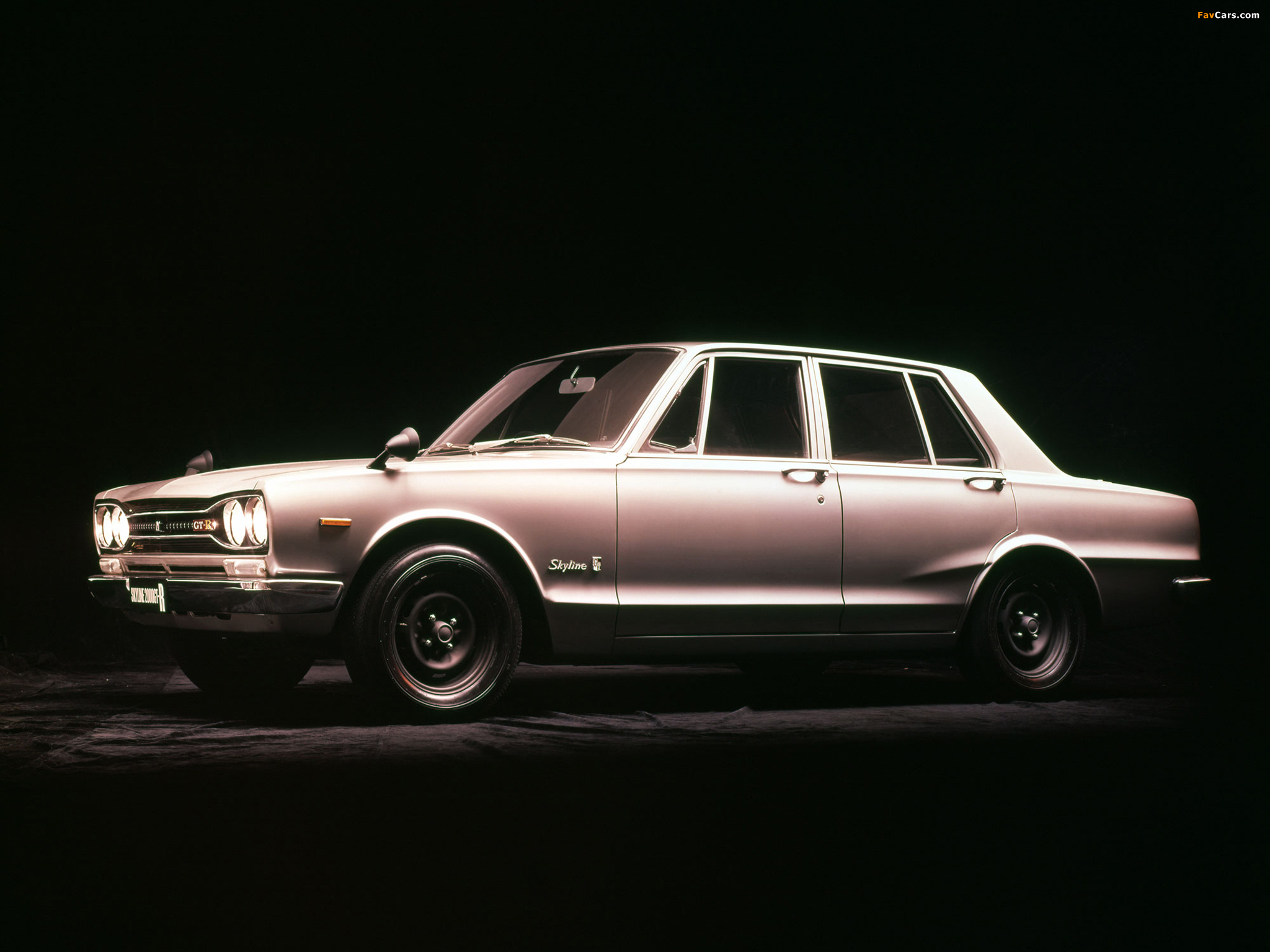 Images of Nissan Skyline 2000GT-R Sedan (PGC10) 1969–70 (2048 x 1536)