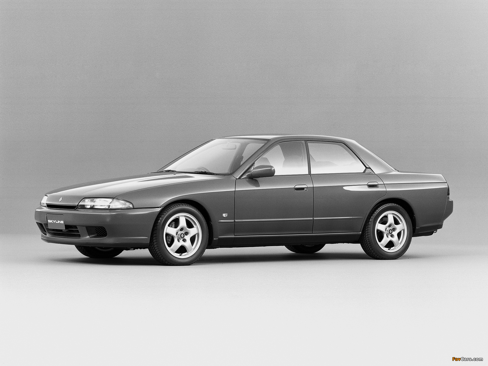 Images of Nissan Skyline GTS-T Sedan (RCR32) 1989–91 (1600 x 1200)