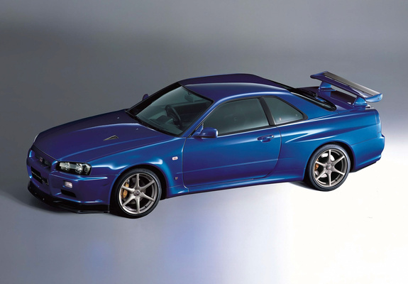 Images of Nissan Skyline GT-R V-spec II (BNR34) 2000–02