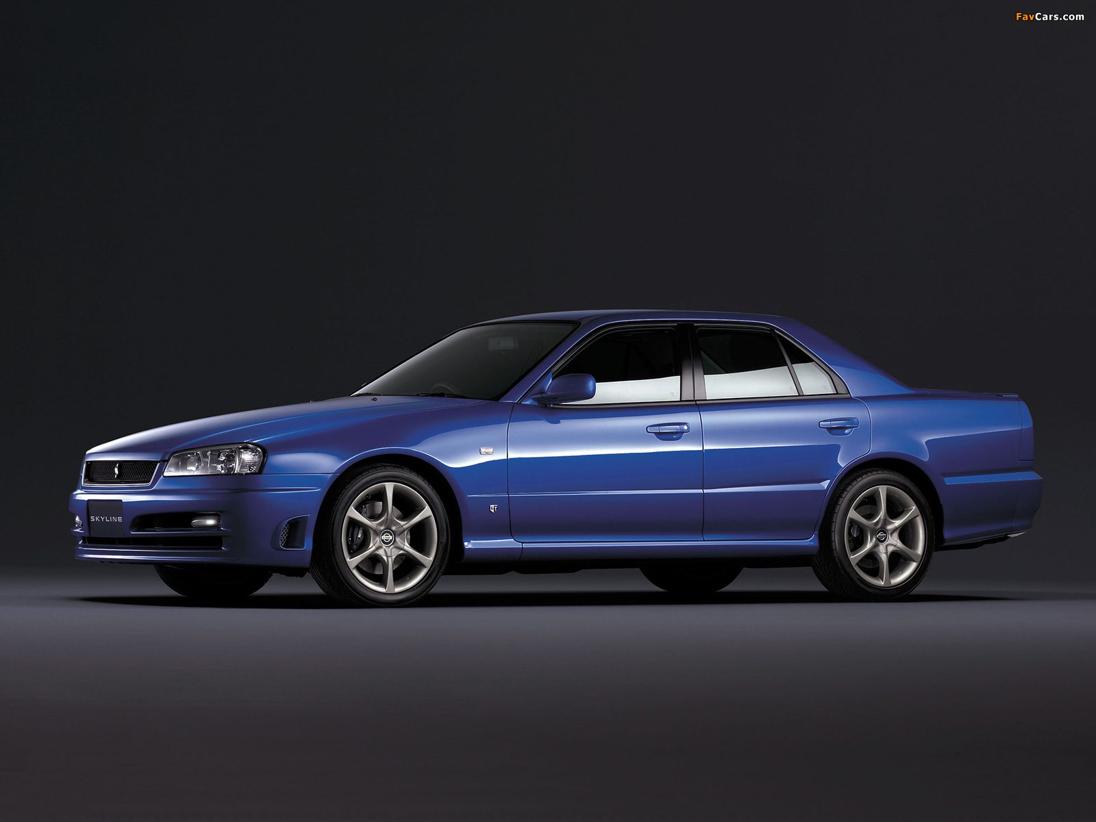 Images of Nissan Skyline GT Turbo Sedan (ER34) 2000–01 (1600 x 1200)