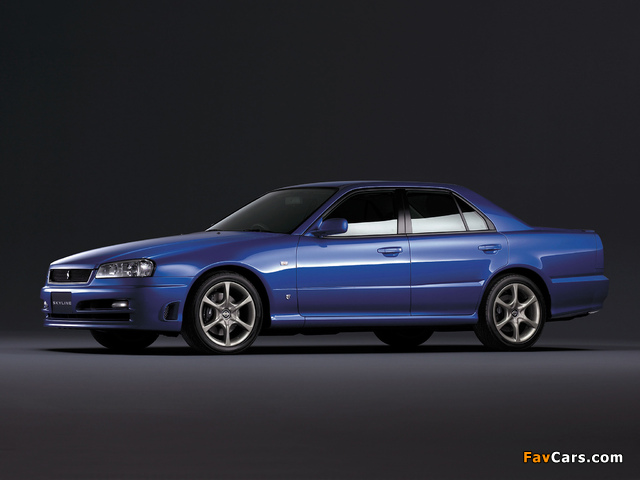 Images of Nissan Skyline GT Turbo Sedan (ER34) 2000–01 (640 x 480)