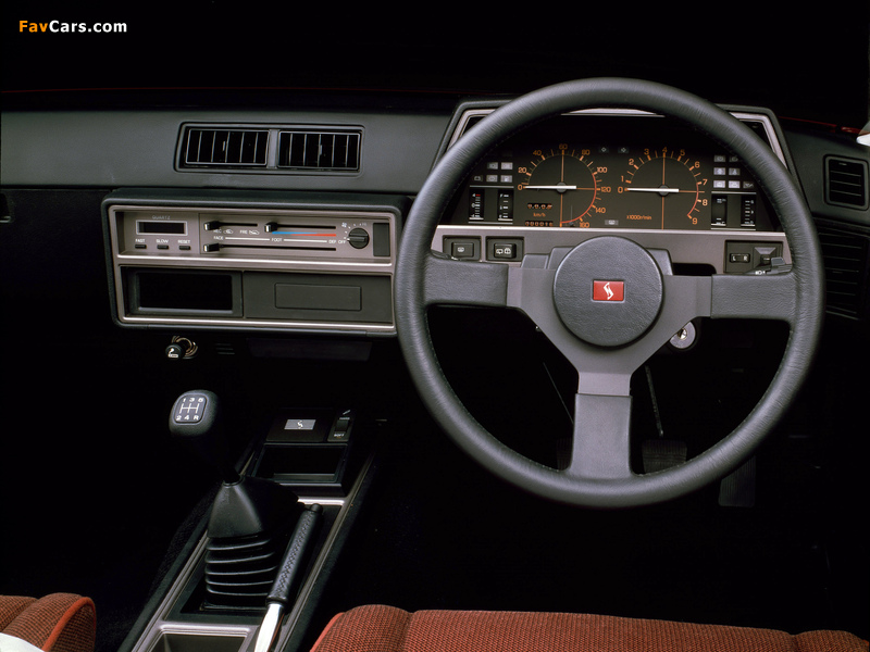 Nissan Skyline 2000 Turbo RS Coupe (KDR30JFT) 1983 photos (800 x 600)