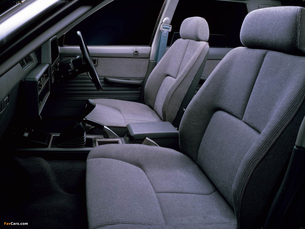 Nissan Skyline 2000 Turbo RS Sedan (DR30JFT) 1983 photos (1280 x 960)