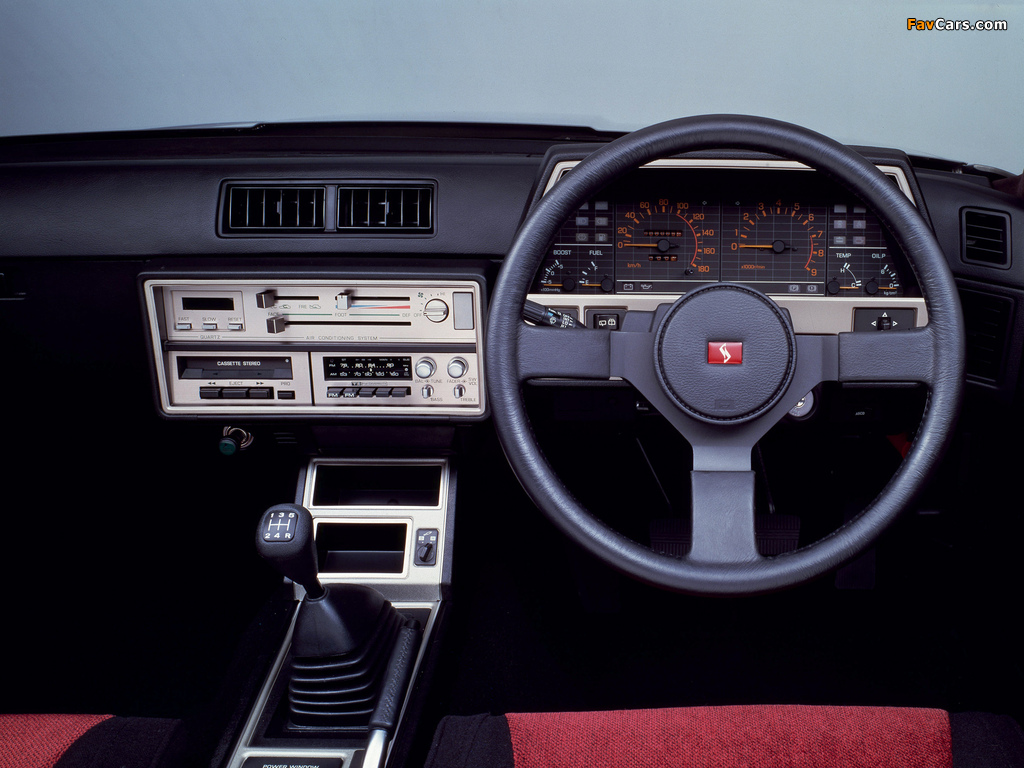 Nissan Skyline 2000 RS-X Turbo C Sedan (DR30XFS) 1984–85 photos (1024 x 768)