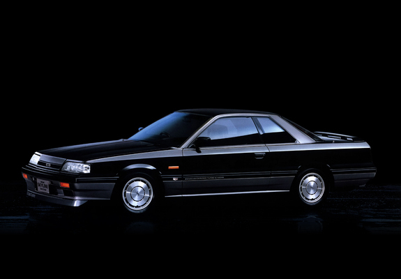 Nissan Skyline GTS Coupe TwinCam 24V Turbo (HR31) 1986–87 images
