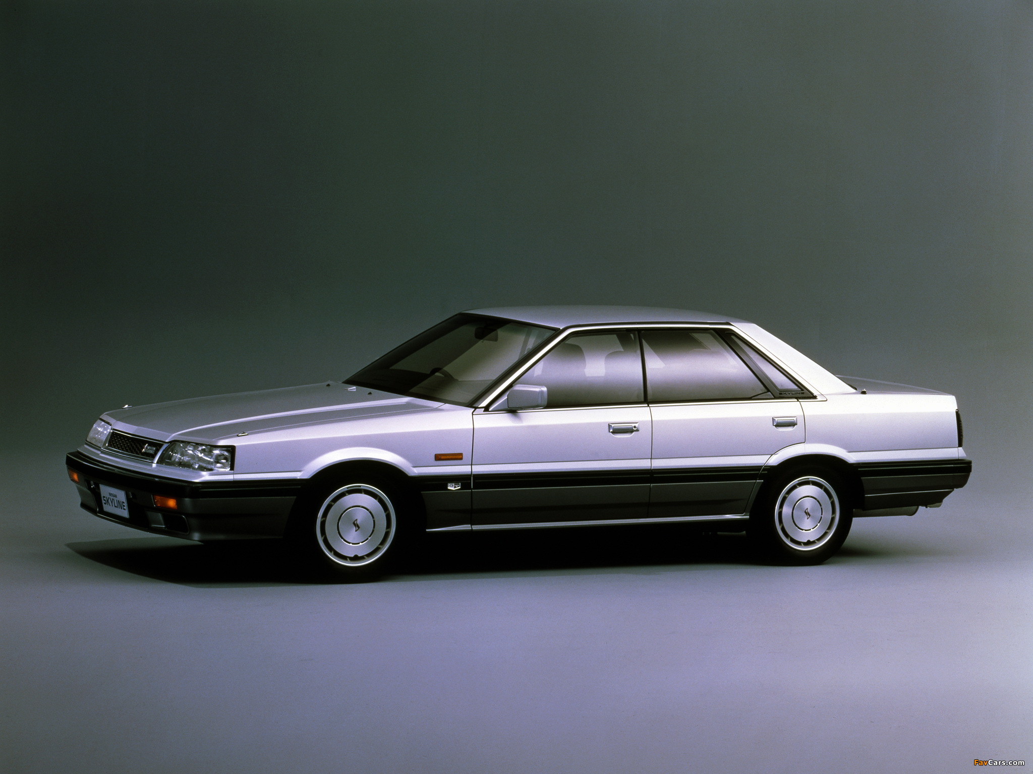 Nissan Skyline GT Sedan (HR31) 1987–89 photos (2048 x 1536)