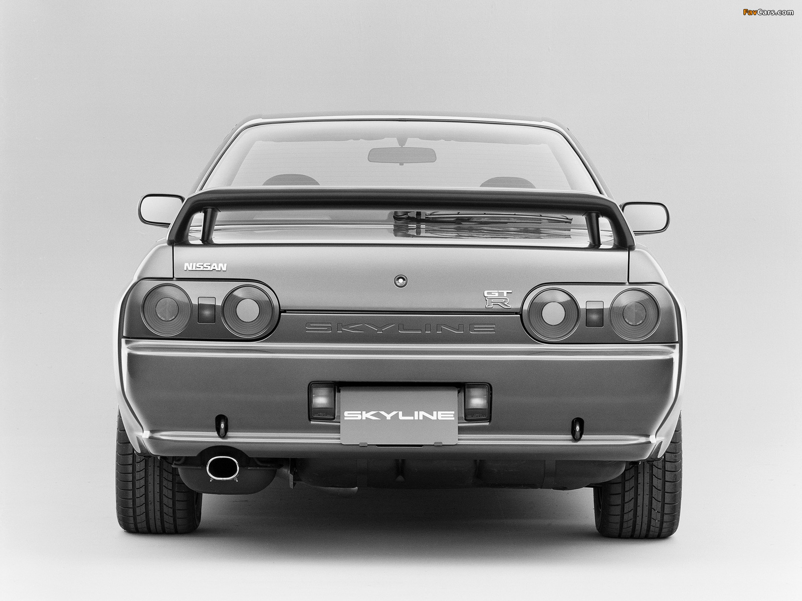 Nissan Skyline GT-R (BNR32) 1989–94 images (1600 x 1200)
