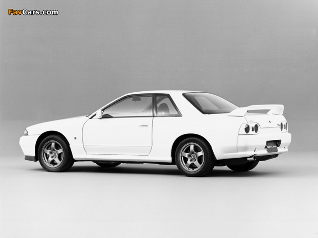 Nissan Skyline GT-R (BNR32) 1989–94 photos (640 x 480)