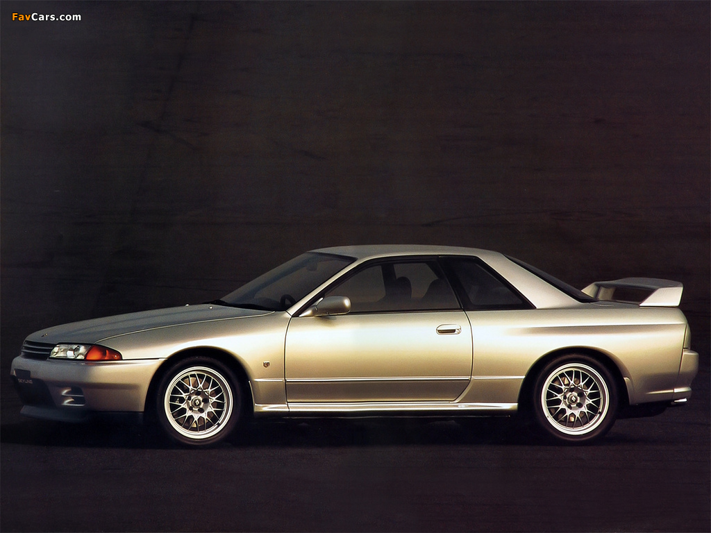 Nissan Skyline GT-R V-spec (BNR32) 1993–94 images (1024 x 768)