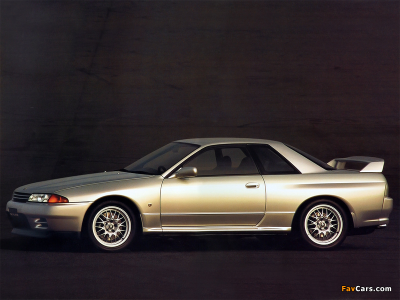 Nissan Skyline GT-R V-spec (BNR32) 1993–94 images (800 x 600)