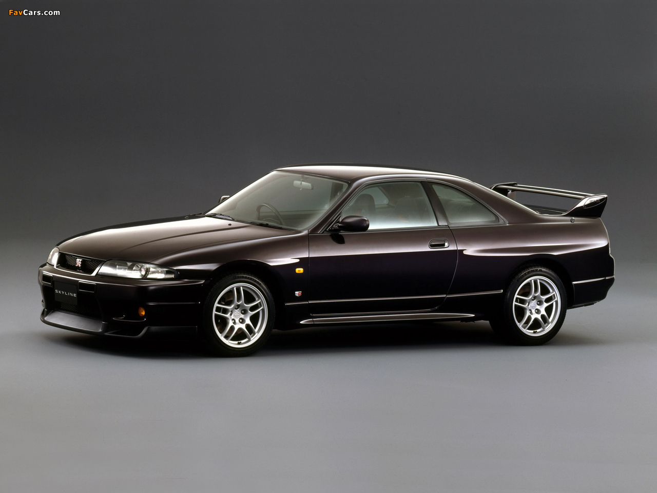 Nissan Skyline GT-R (BCNR33) 1995–98 images (1280 x 960)