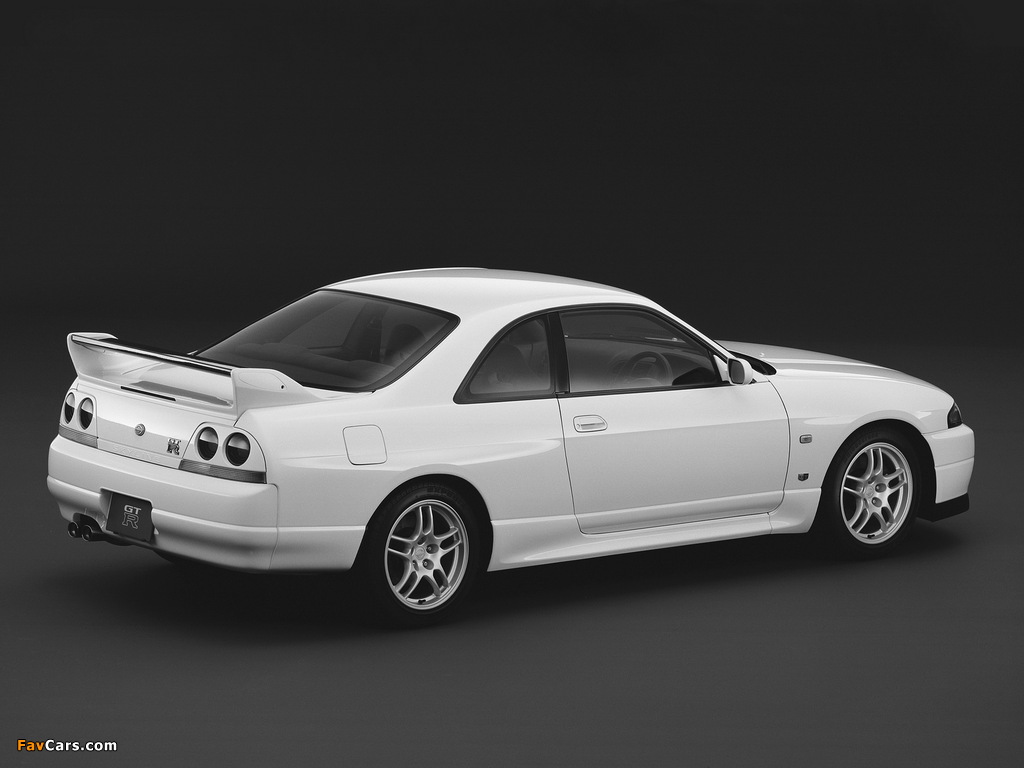 Nissan Skyline GT-R V-spec N1 (BCNR33) 1995–98 photos (1024 x 768)