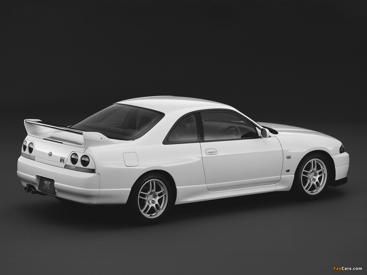 Nissan Skyline GT-R V-spec N1 (BCNR33) 1995–98 photos (1280 x 960)
