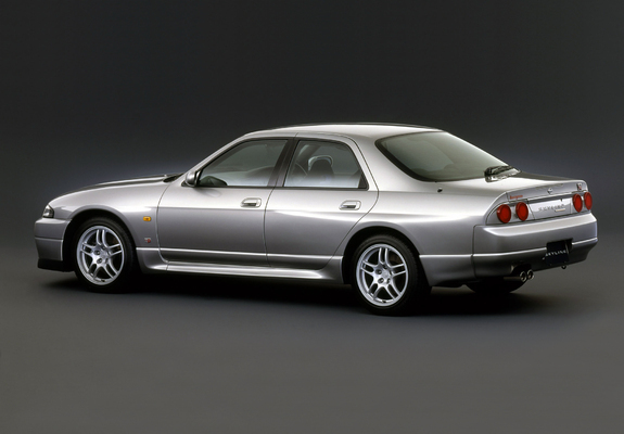 Nissan Skyline GT-R Autech Version (BCNR33) 1997–98 photos