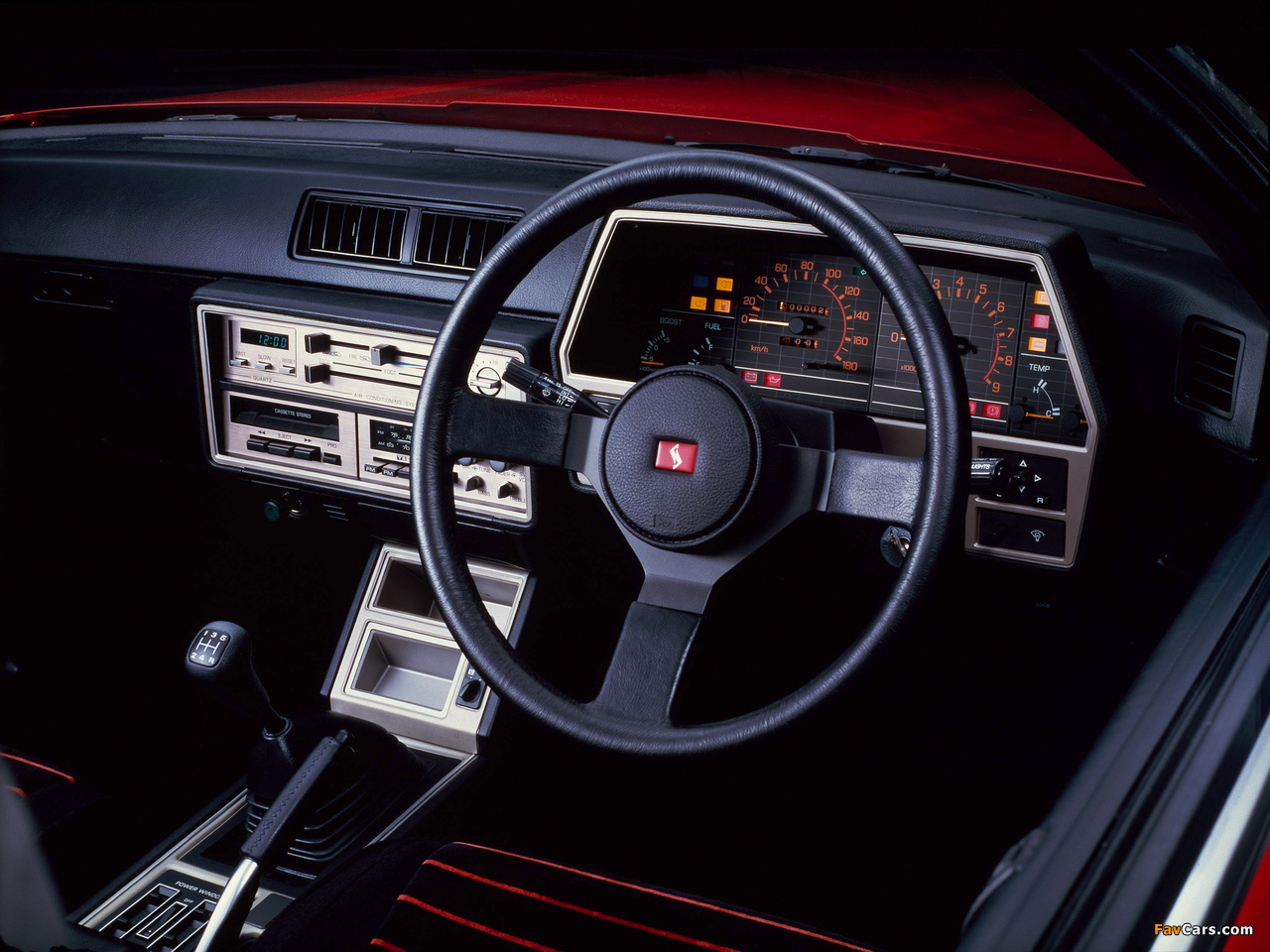 Photos of Nissan Skyline 2000 Turbo RS-X Coupe (KDR30XFT) 1983–85 (1280 x 960)