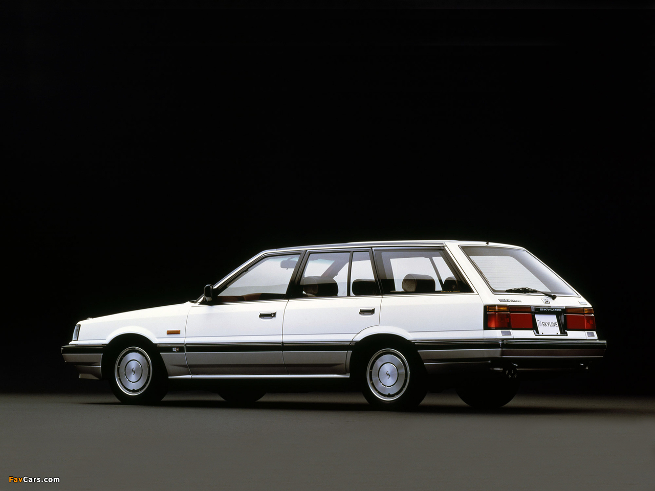Photos of Nissan Skyline GT Turbo Wagon (WHJR31) 1986–87 (1280 x 960)