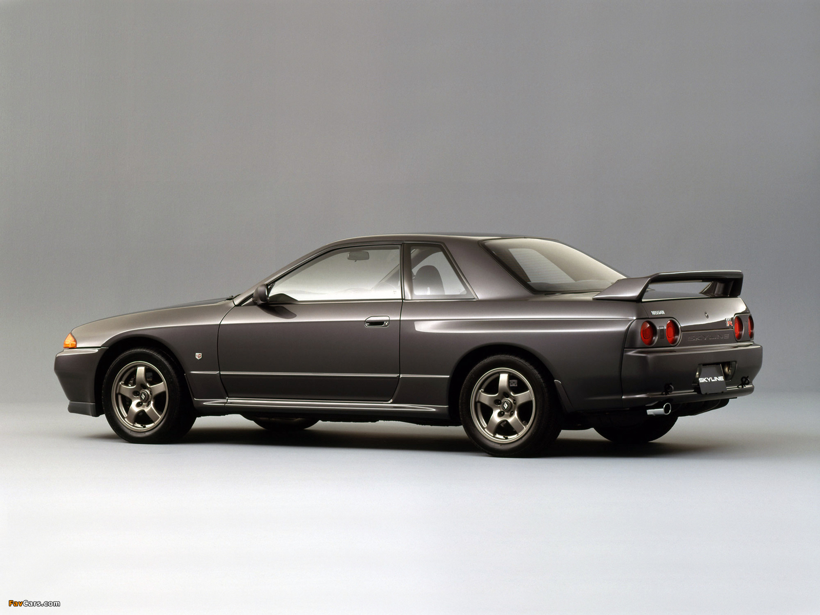 Photos of Nissan Skyline GT-R (BNR32) 1989–94 (1600 x 1200)