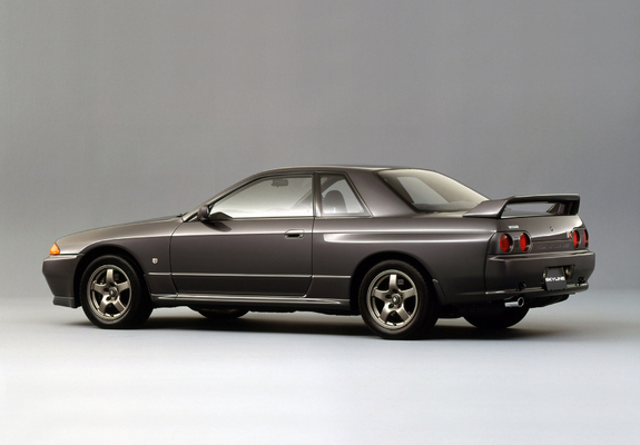 Photos of Nissan Skyline GT-R (BNR32) 1989–94