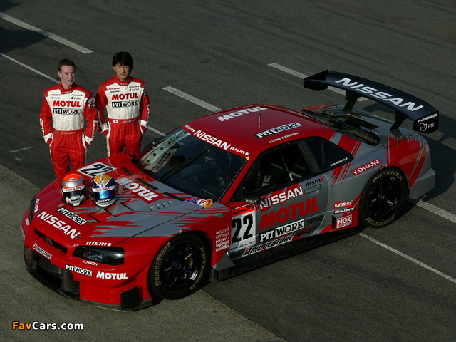 Photos of Nissan Skyline GT-R JGTC Race Car (BNR34) 1999–2003 (640 x 480)