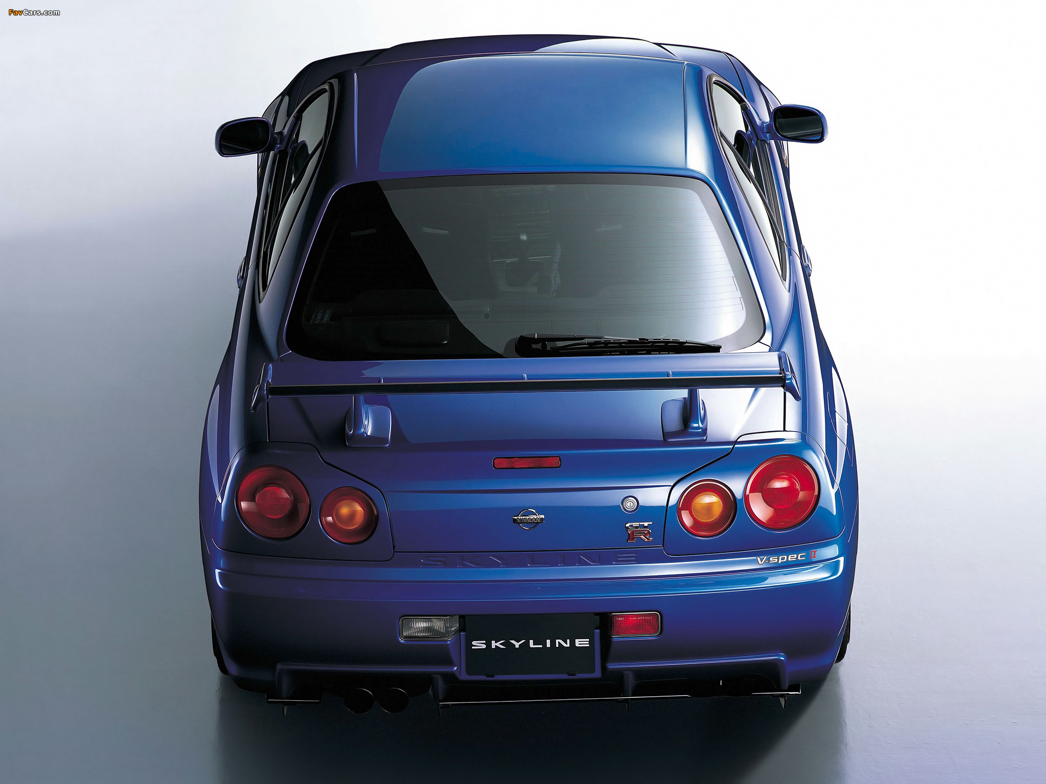Photos of Nissan Skyline GT-R V-spec II (BNR34) 2000–02 (2048 x 1536)
