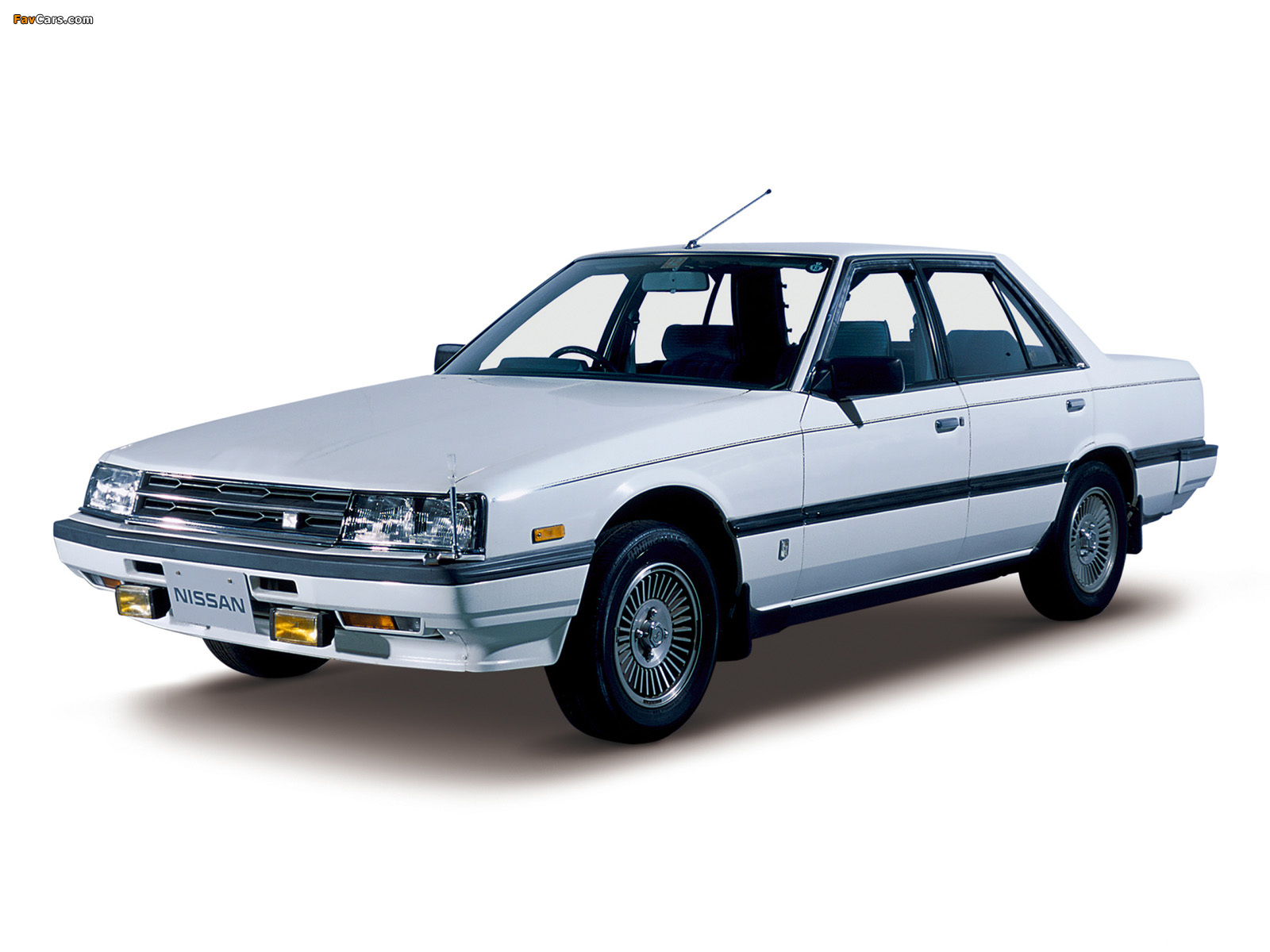 Pictures of Nissan Skyline 2000GT Sedan (HR30) 1981–85 (1600 x 1200)