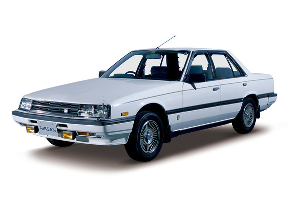 Pictures of Nissan Skyline 2000GT Sedan (HR30) 1981–85