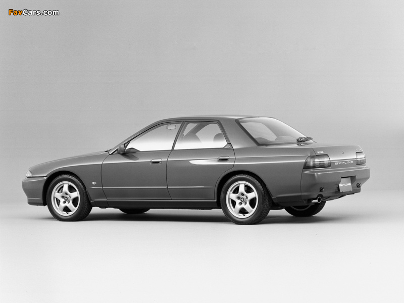 Pictures of Nissan Skyline GTS-T Sedan (RCR32) 1989–91 (800 x 600)