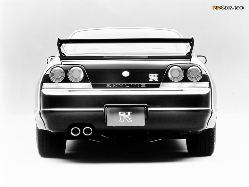 Pictures of Nissan Skyline GT-R (BCNR33) 1995–98 (800 x 600)