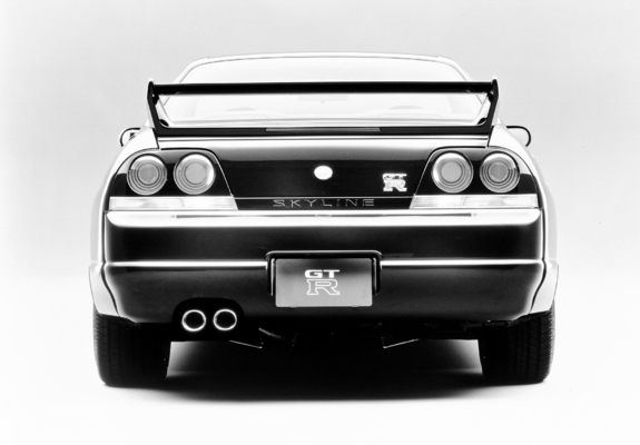 Pictures of Nissan Skyline GT-R (BCNR33) 1995–98