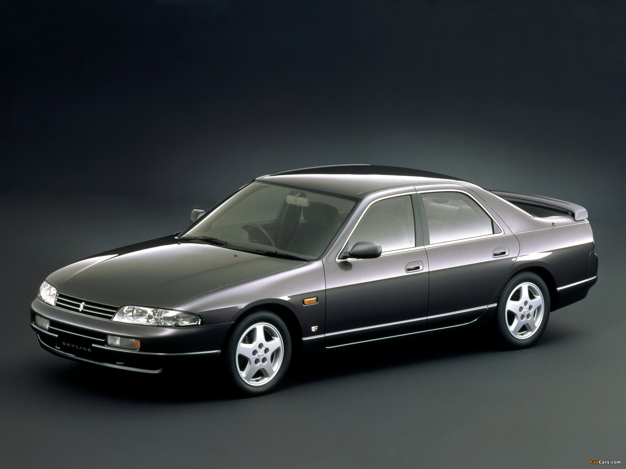 Nissan Skyline GTS25 Sedan (ER33) 1993–98 wallpapers (2048 x 1536)
