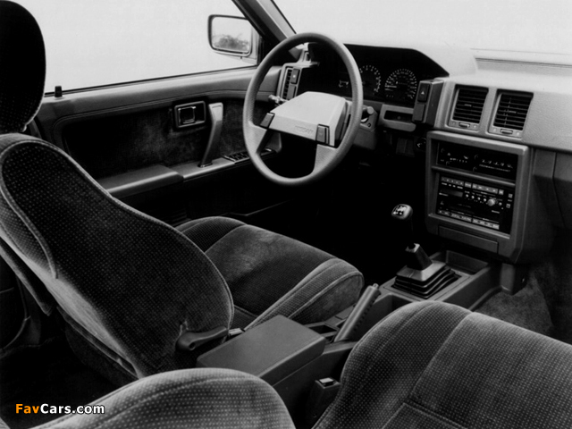 Images of Nissan Stanza Sedan US-spec (T12) 1986–88 (640 x 480)