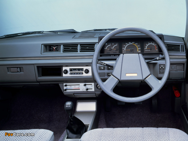 Nissan Stanza FX Hatchback RX (T11) 1983–86 pictures (640 x 480)