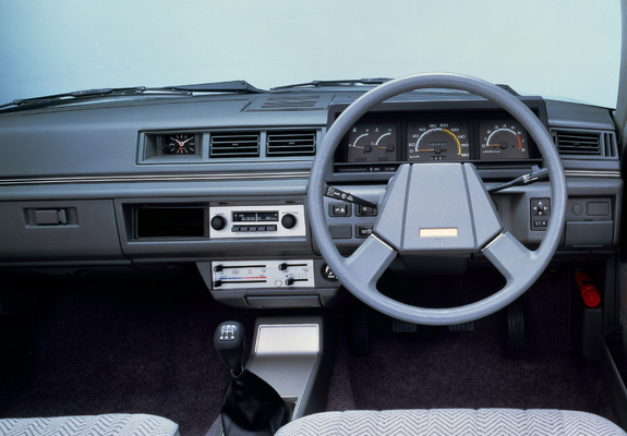 Nissan Stanza FX Hatchback RX (T11) 1983–86 pictures