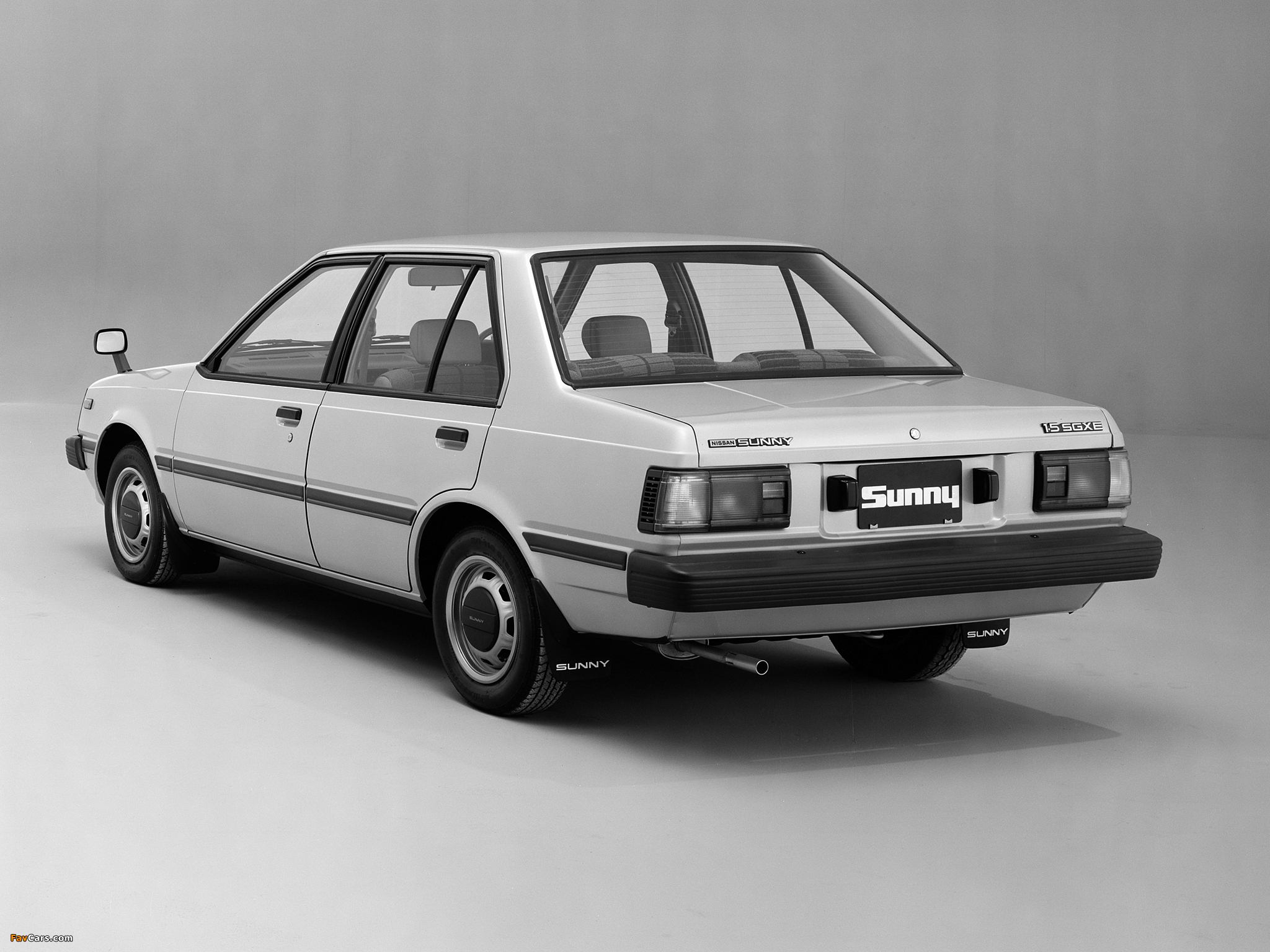 Images of Nissan Sunny Sedan (B11) 1981–85 (2048 x 1536)