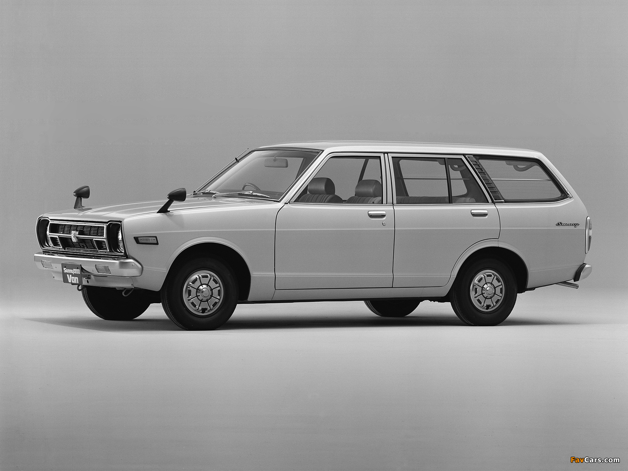 Nissan Sunny Van (B310) 1977–83 pictures (1280 x 960)