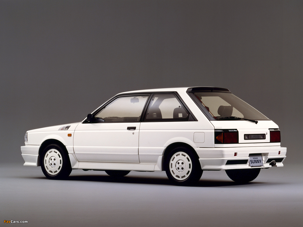 Nissan Sunny 305Re Nismo (B12) 1985–87 images (1280 x 960)