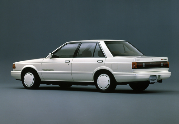Pictures of Nissan Sunny