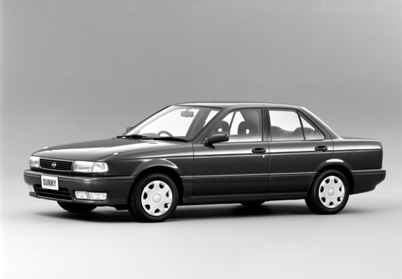 Nissan Sunny GTS (B13) 1992–93 images