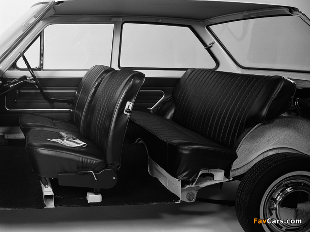 Photos of Datsun Sunny 2-door Sedan (B10) 1966–70 (640 x 480)