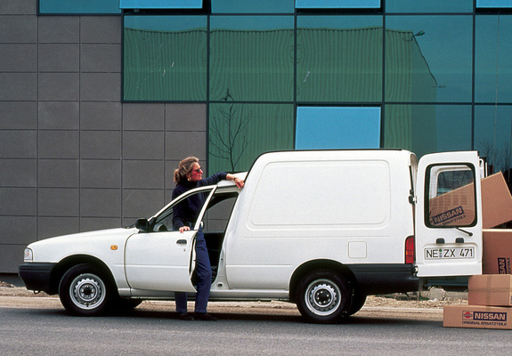 Photos of Nissan Sunny Van (Y10L) 1992–2000