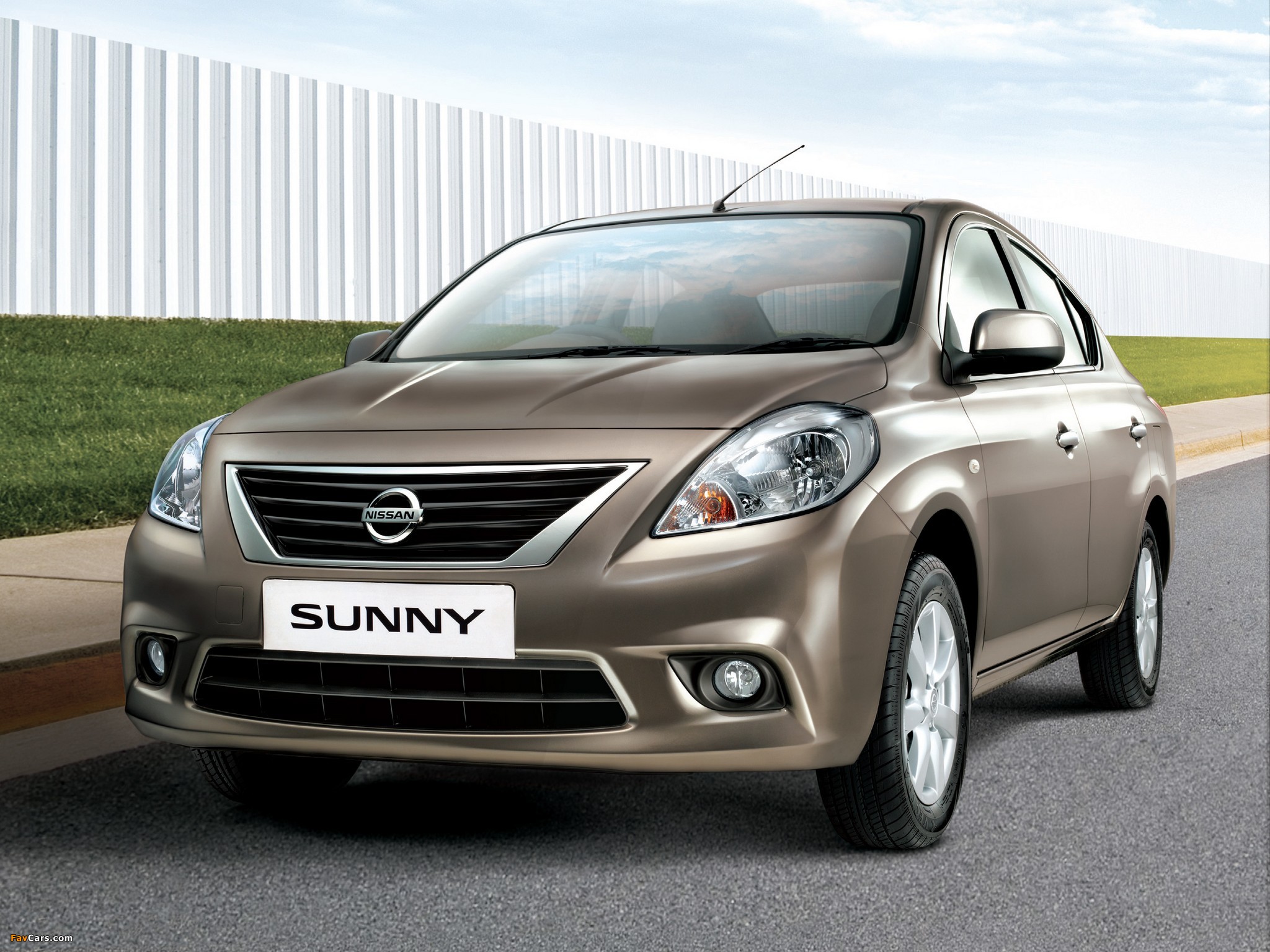 Photos of Nissan Sunny (B17) 2011 (2048 x 1536)