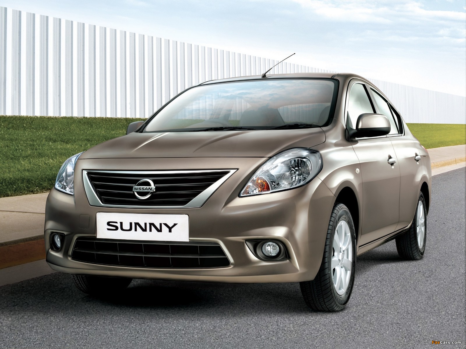 Photos of Nissan Sunny (B17) 2011 (1600 x 1200)