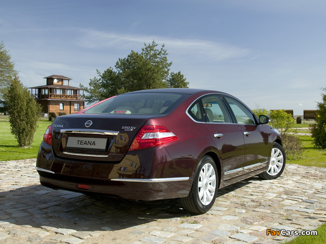 Images of Nissan Teana 2008–11 (640 x 480)