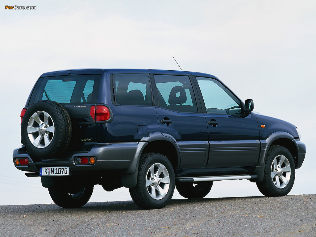 Images of Nissan Terrano II 5-door (R20) 1999–2006 (1024 x 768)